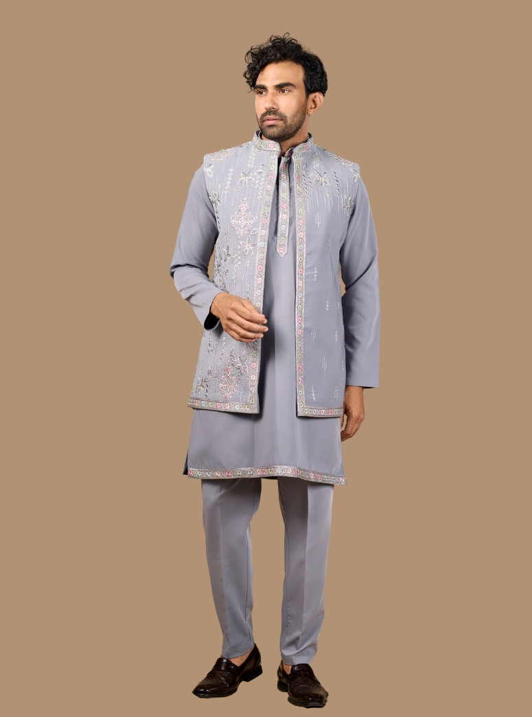SLEEK GRAY JACKET 